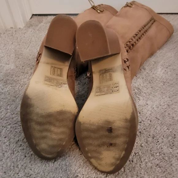 Gently worn suede like material knee high zipper boots - Picture 2 of 6